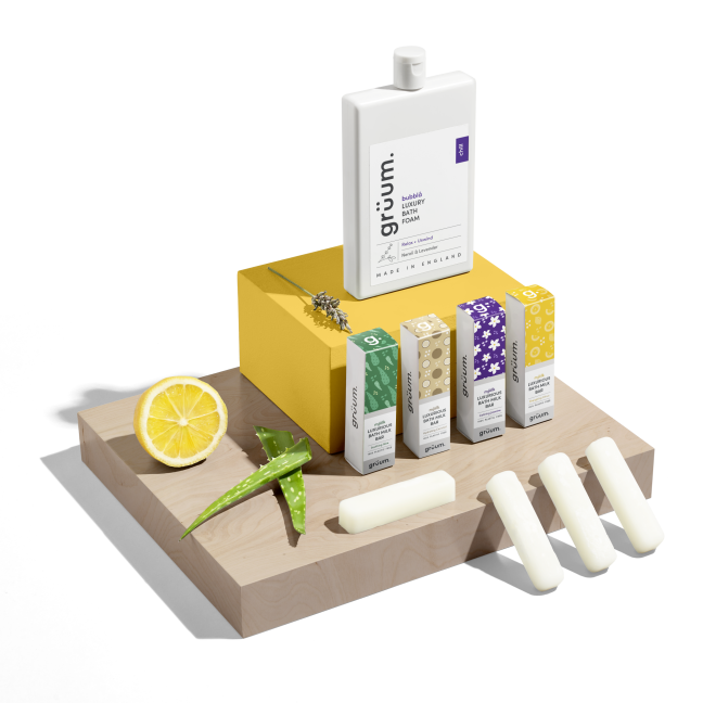 Assorted bath products with lemon and aloe.